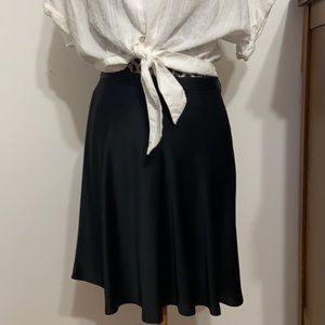VTG Ann Taylor, Black Satin skater skirt. Size 12P